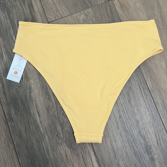 High waisted Bikini Bottom - Picture 2 of 4